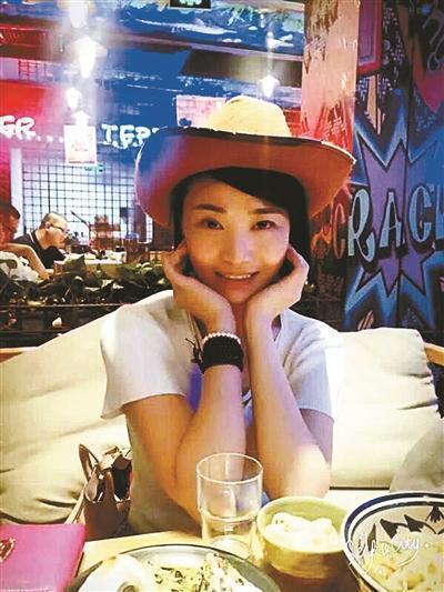 余旭和家人的生活照,家庭温馨瞬间，展现英雄背后平凡生活